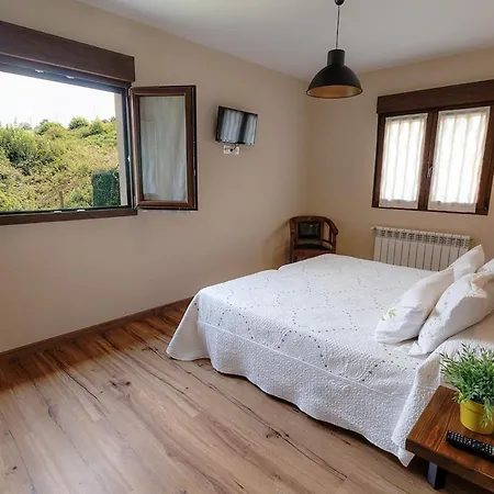 Casa Emeterio, Con Bano En * Onís