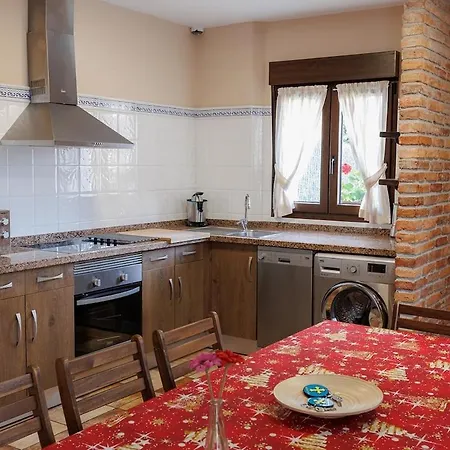 Casa Emeterio, Con Bano En 別荘 Onís